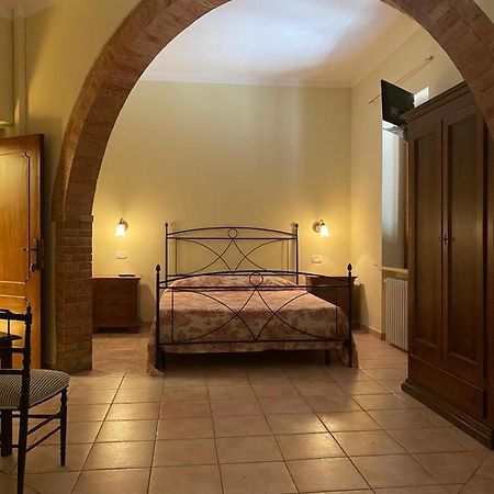 Affittacamere La Torre Di Montalcino Exterior foto