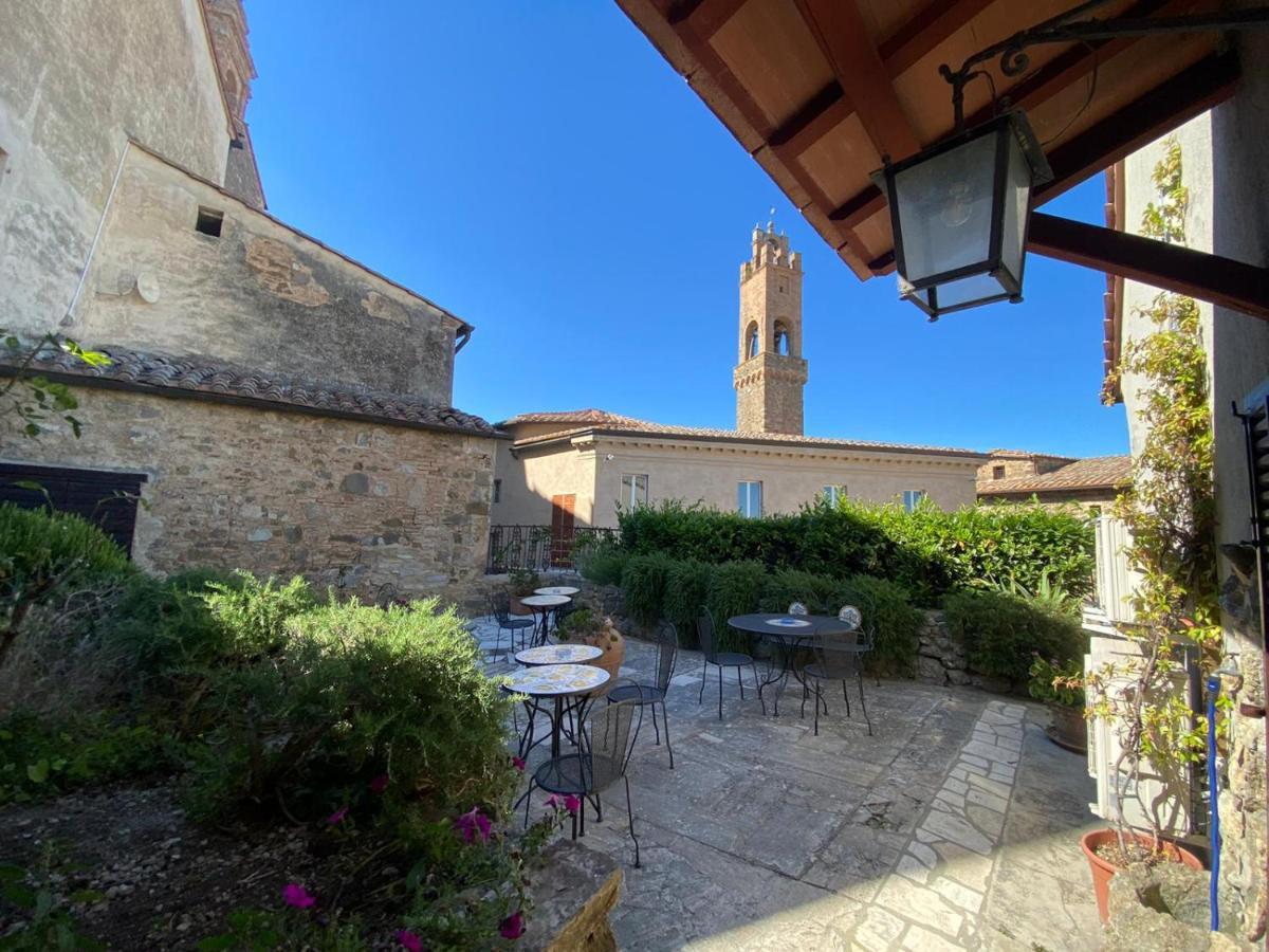 Affittacamere La Torre Di Montalcino Exterior foto